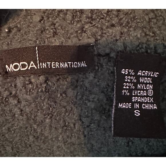 Emerald Green Moda Ruffle Sweater-Size Small - Picture 4 of 4